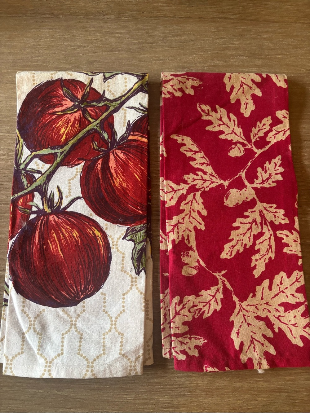 Threshold Red and Cream Botanical Cotton Kitchen Towels - Home Accents